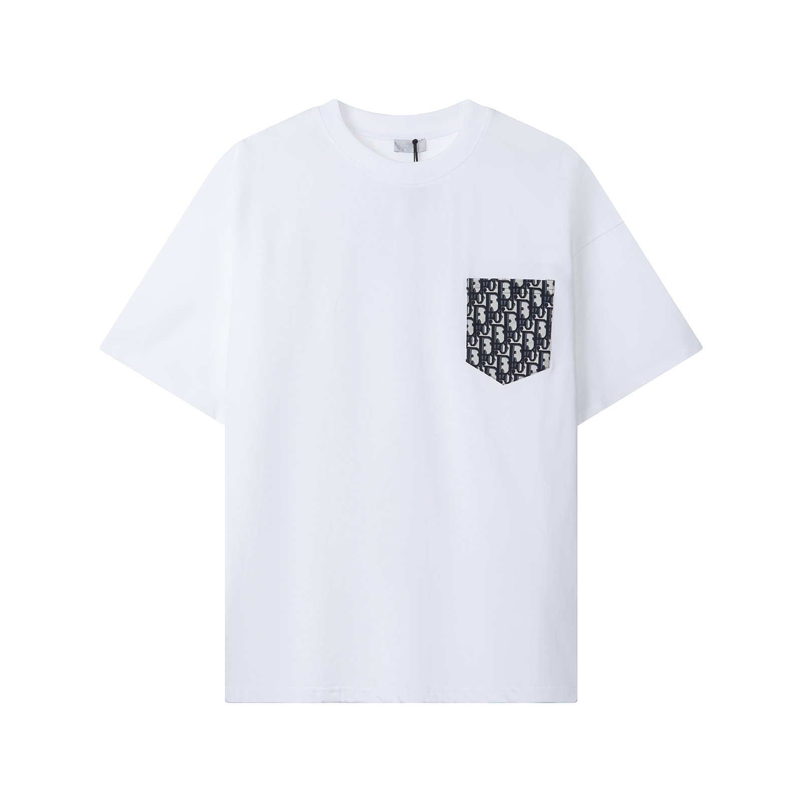 065583d4.jpeg T-SHIRT - Image 1
