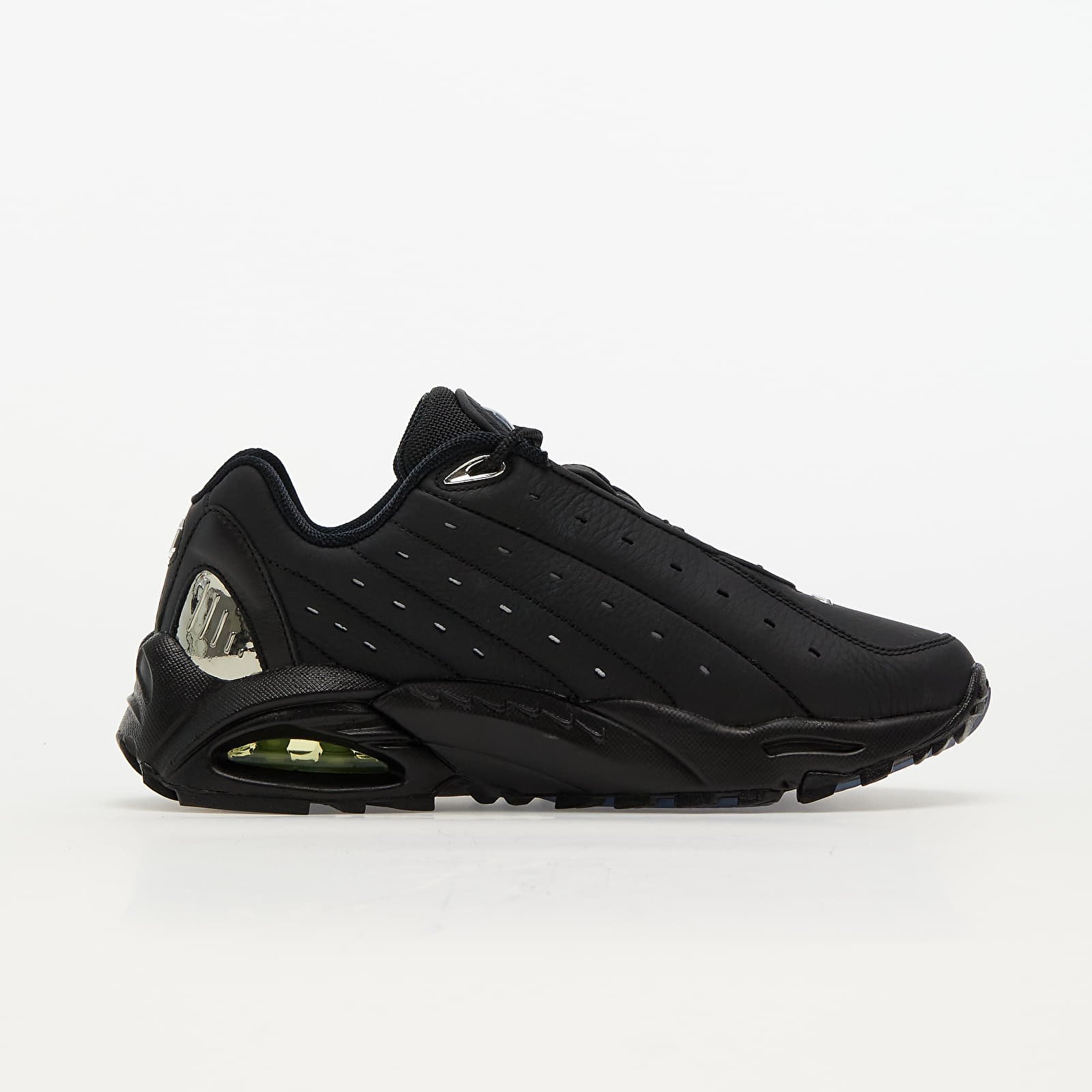 741301.jpg SNEAKERS - Image 1