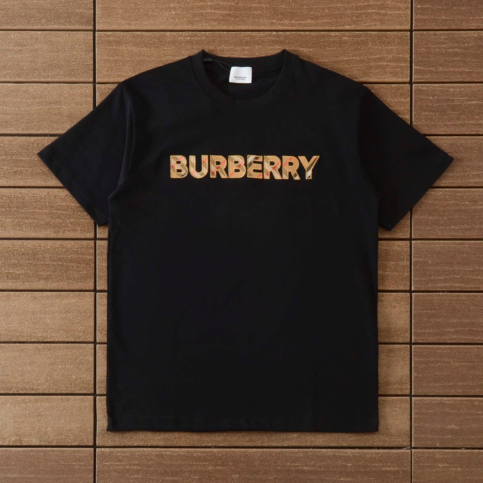 76be82c0.jpeg T-SHIRT - Image 1