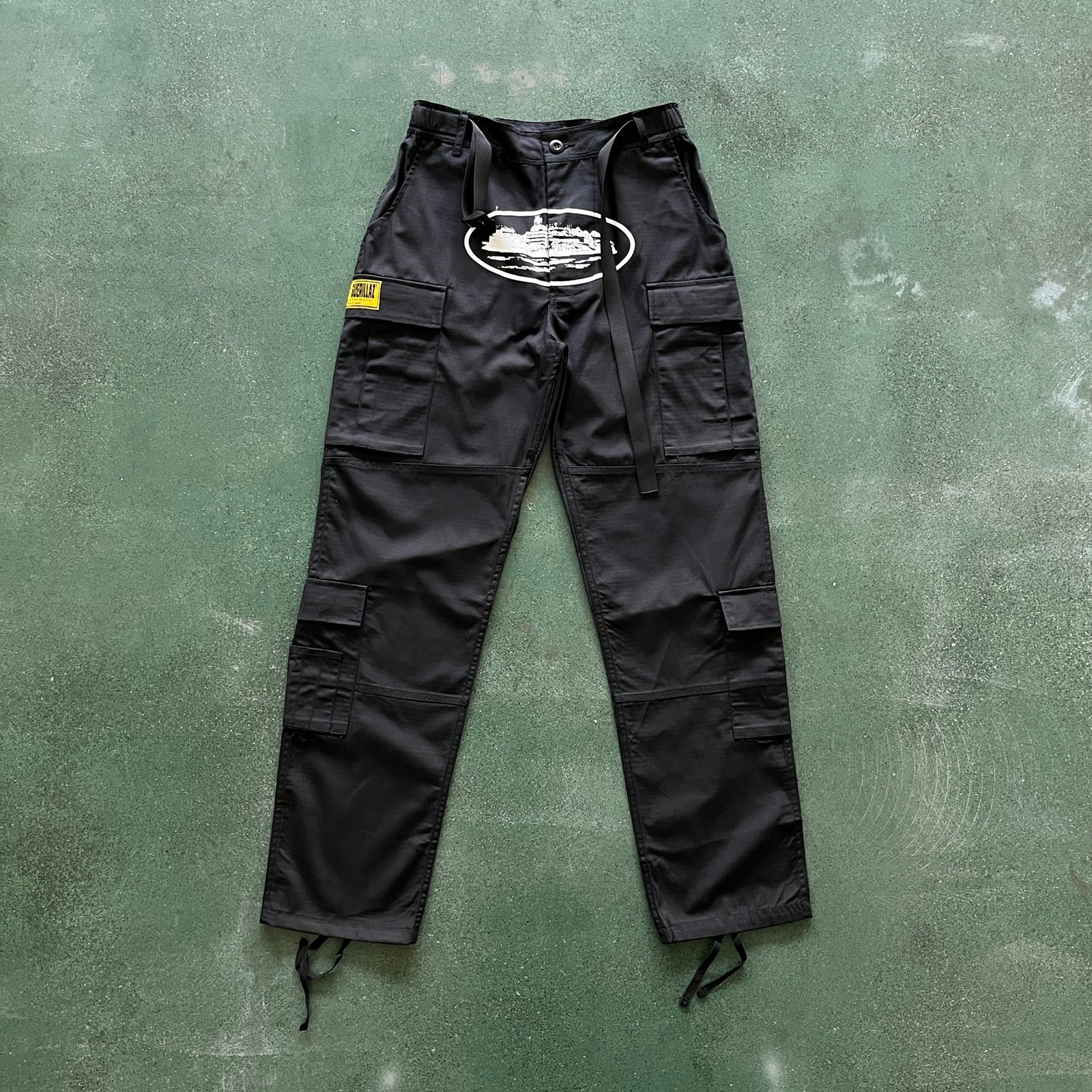 f9149669.jpg CARGO JEANS BLACK/WHITE - Image 1